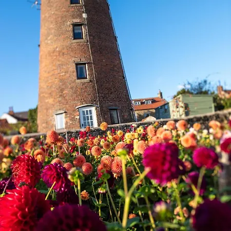 Σπίτι διακοπών The Old Windmill